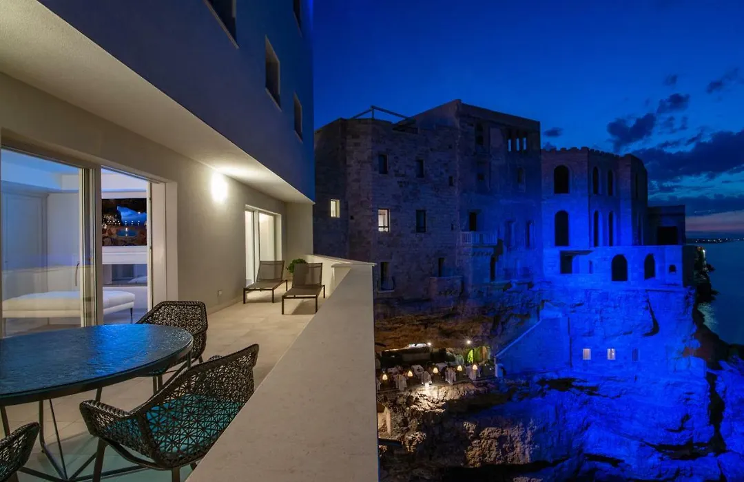 Hotel Grotta Palazzese-1