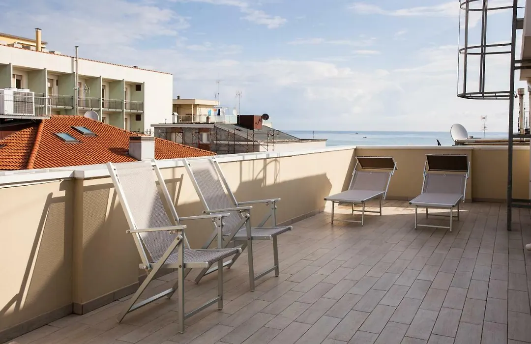 Hotel Plaza-1