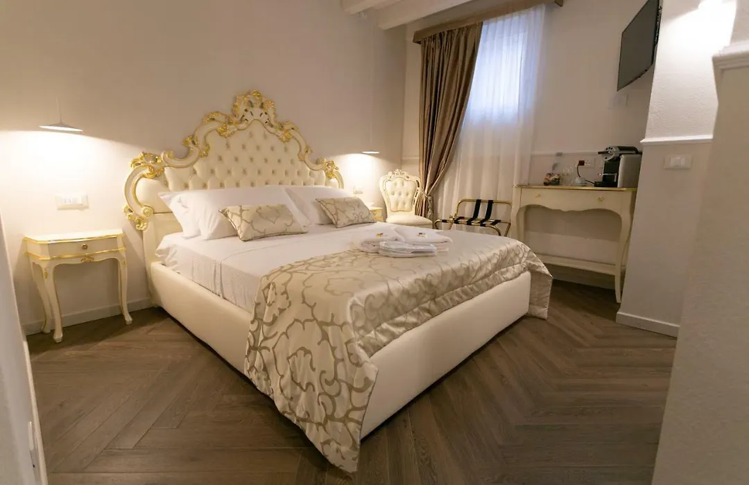 Ca' Vittoria Boutique House By Apartsuite-1