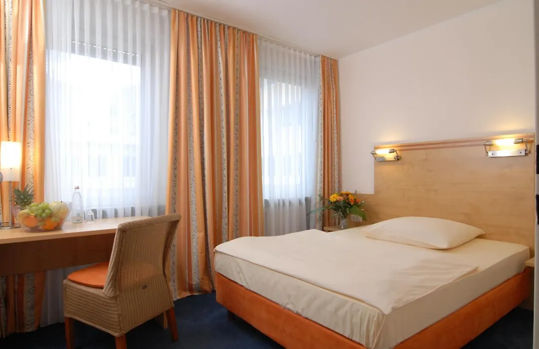 Hotel Amba-1