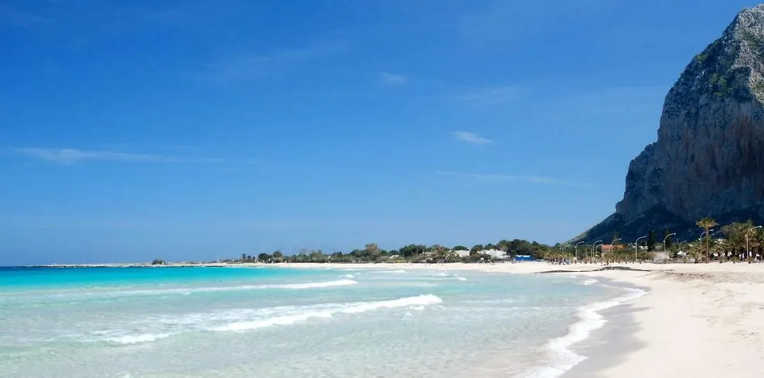 Blue Sea B&B-1