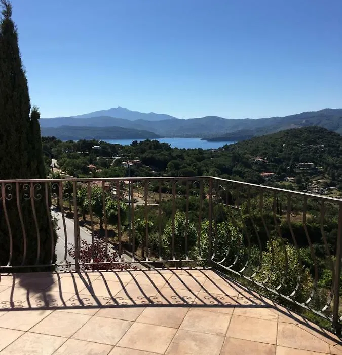 Villa Ray-1
