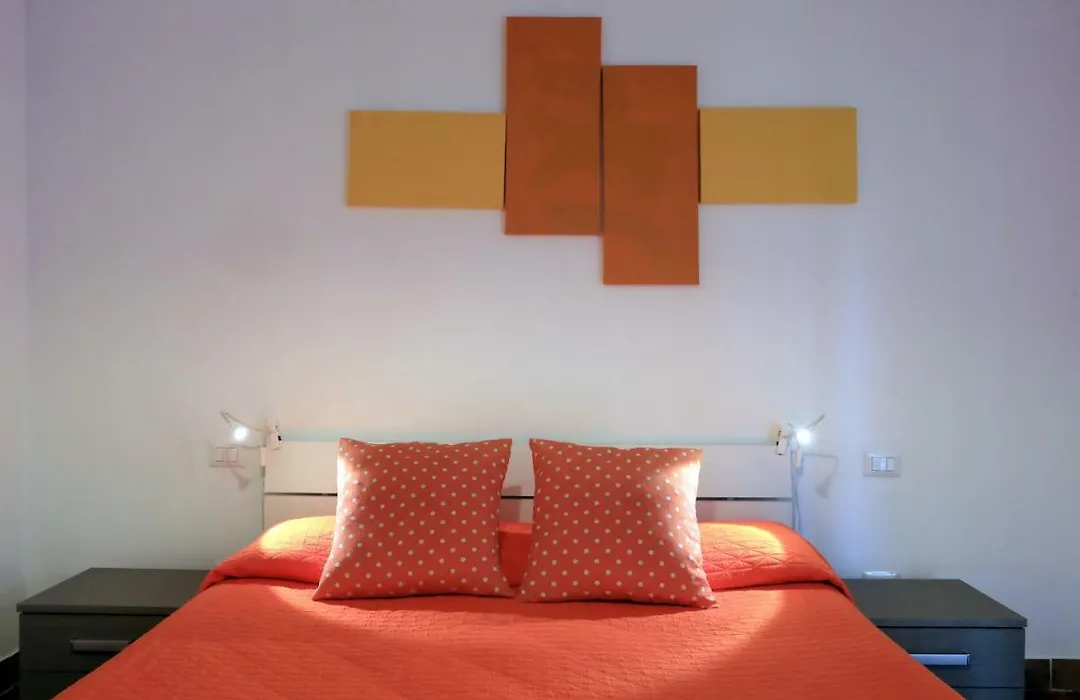 Primo Piano Guesthouse - Bari Policlinico-1