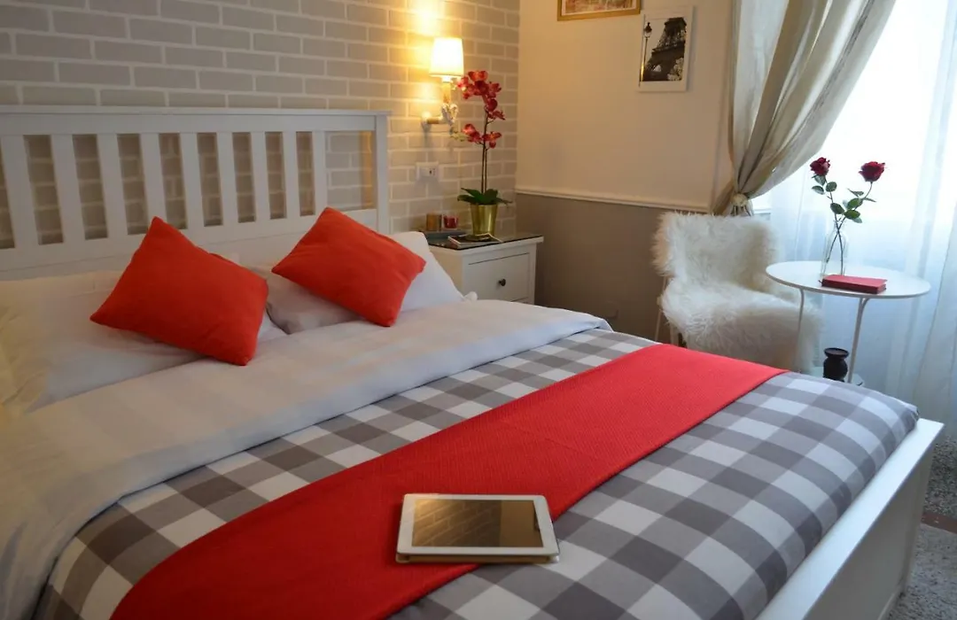 Moonlight Inn Guesthouse-1