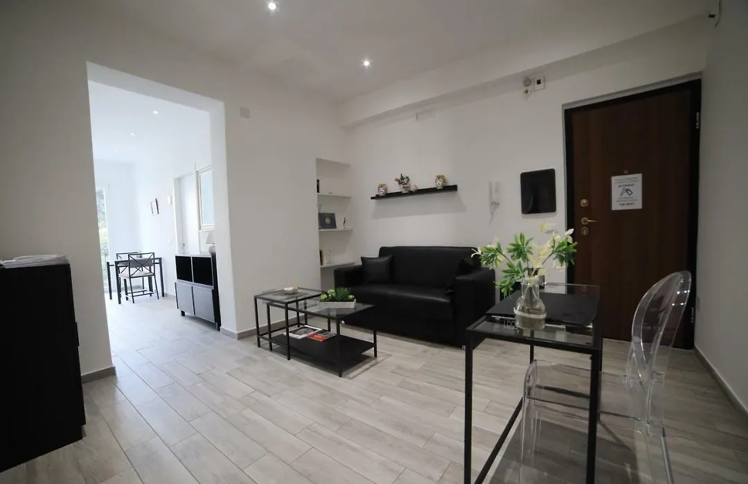 Cavour37 Rooms-1