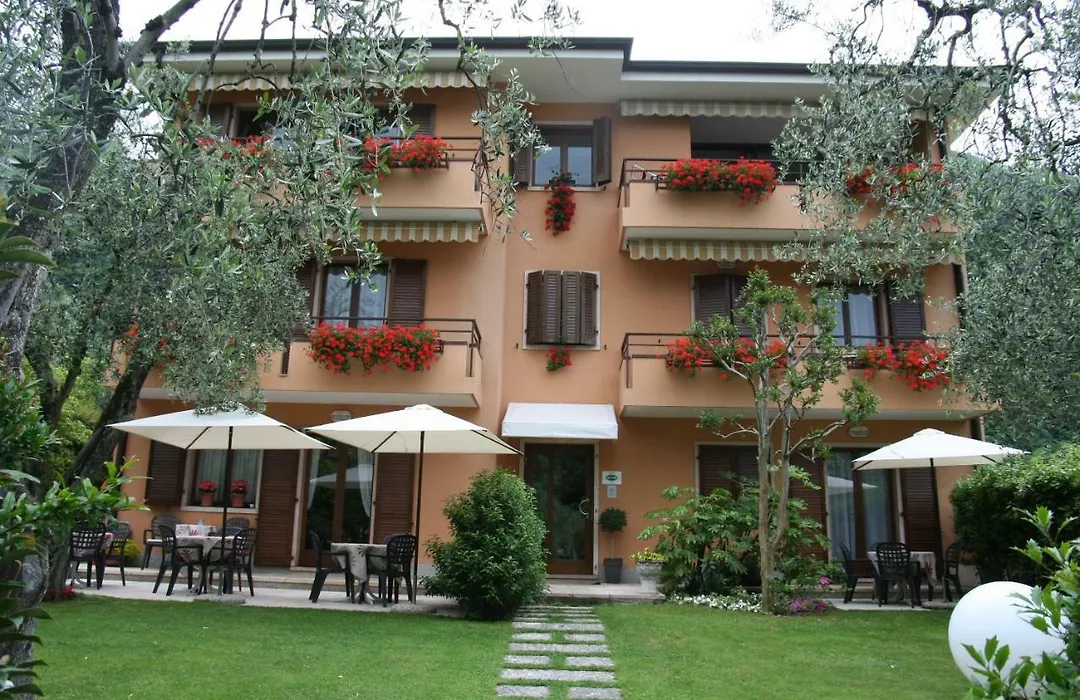 Hotel Villa Nadia-1