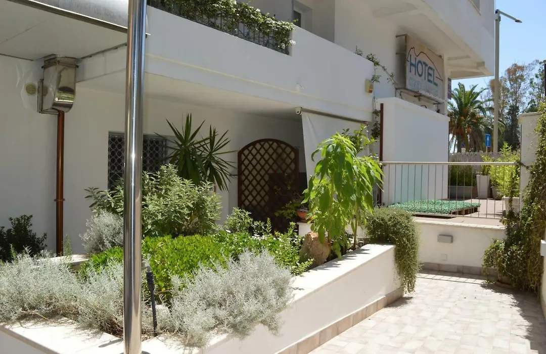 Hotel Chentu Lunas-1