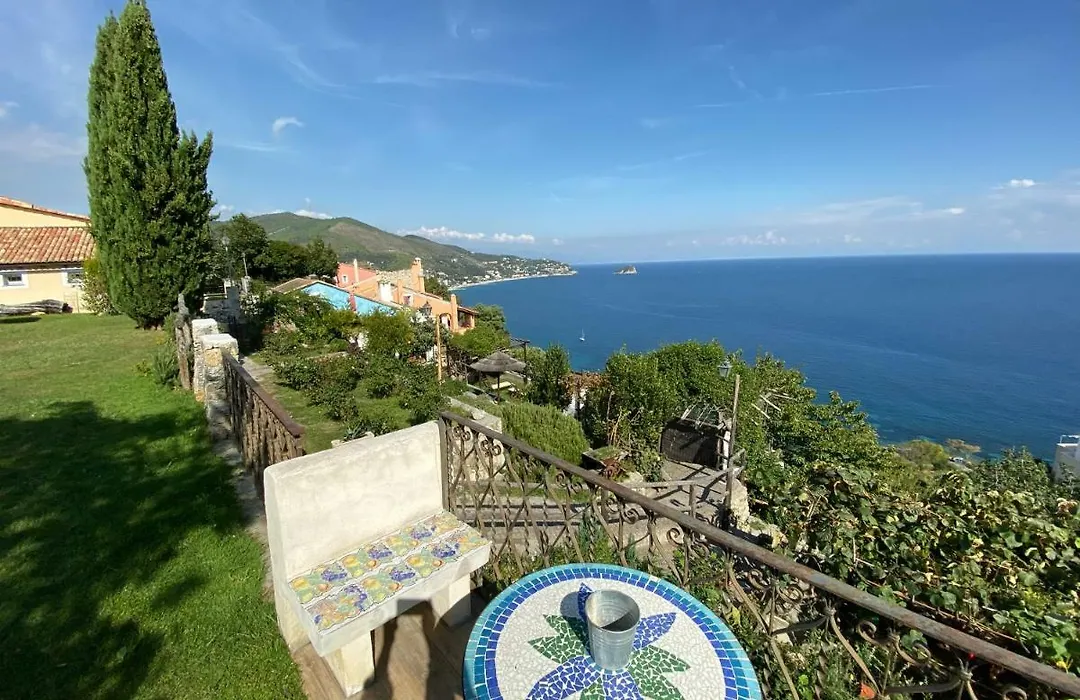 Paradiso Di Manù-1