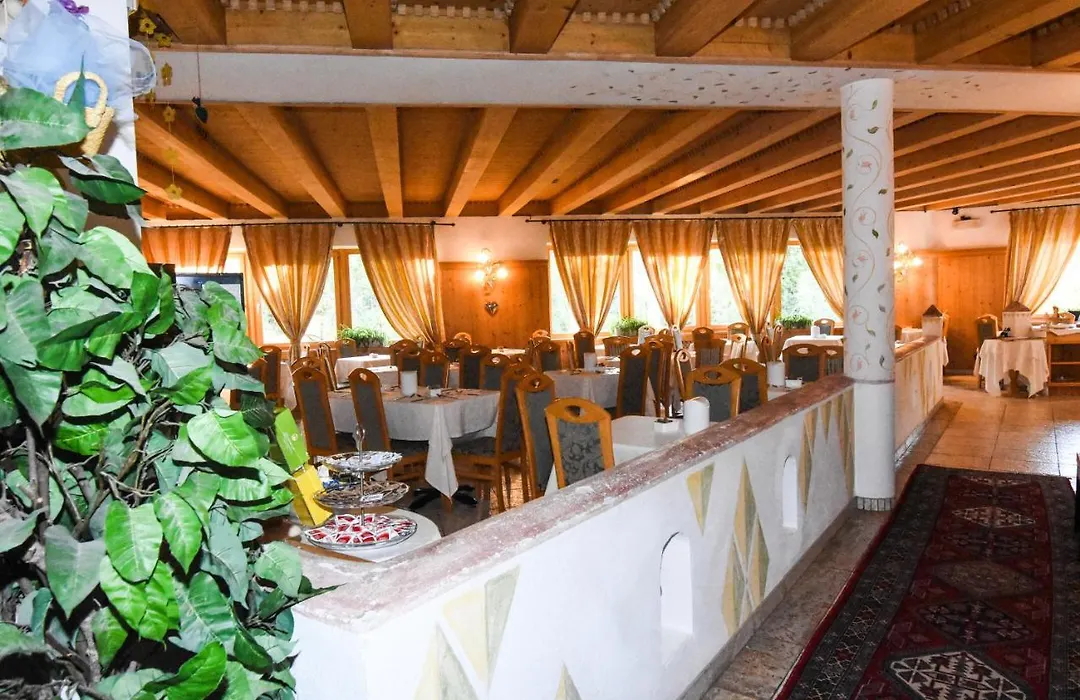 Hotel Relais Gruenwald-1
