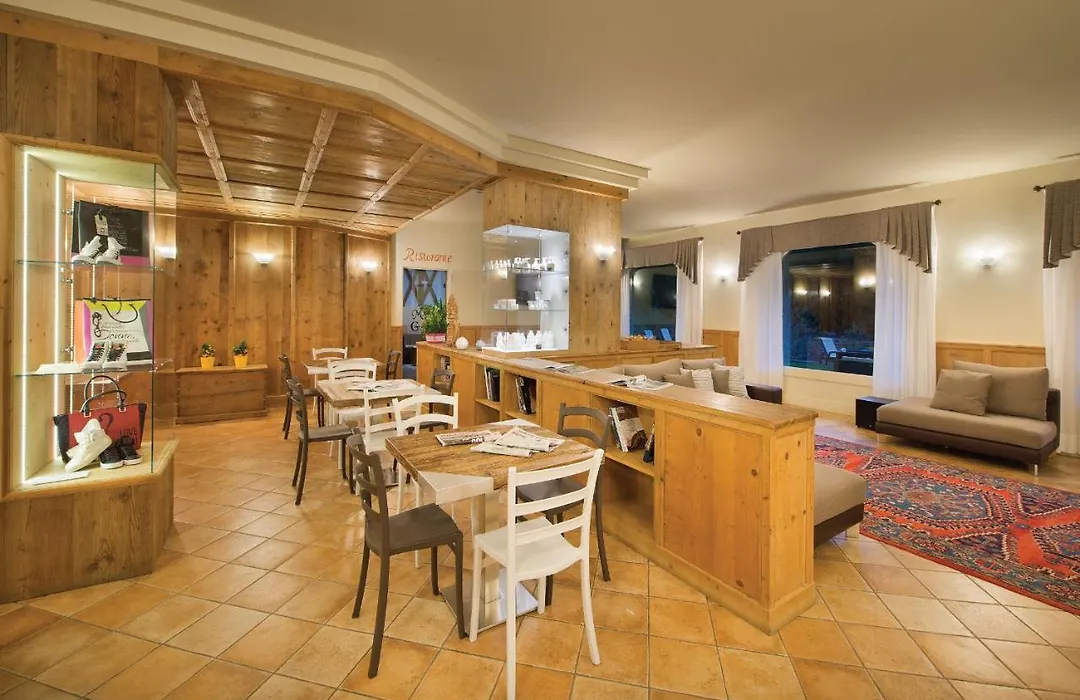 Residence Club Ponte Di Legno-1