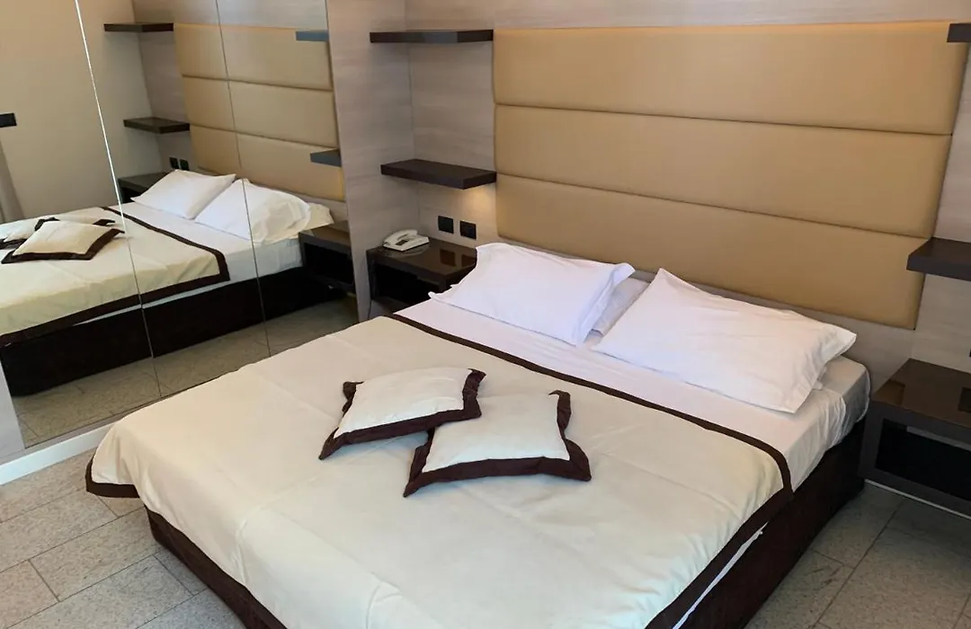 Hotel San Carlo-1