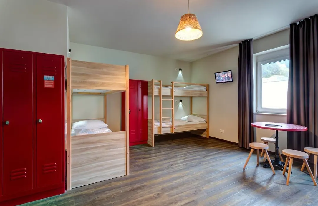 Meininger Hotel Salzburg City Center-1