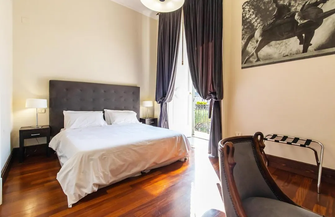 Gramsci Suites-1