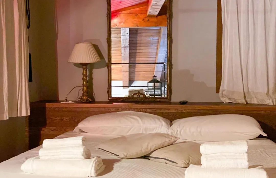 Rosso Charm B&B-1
