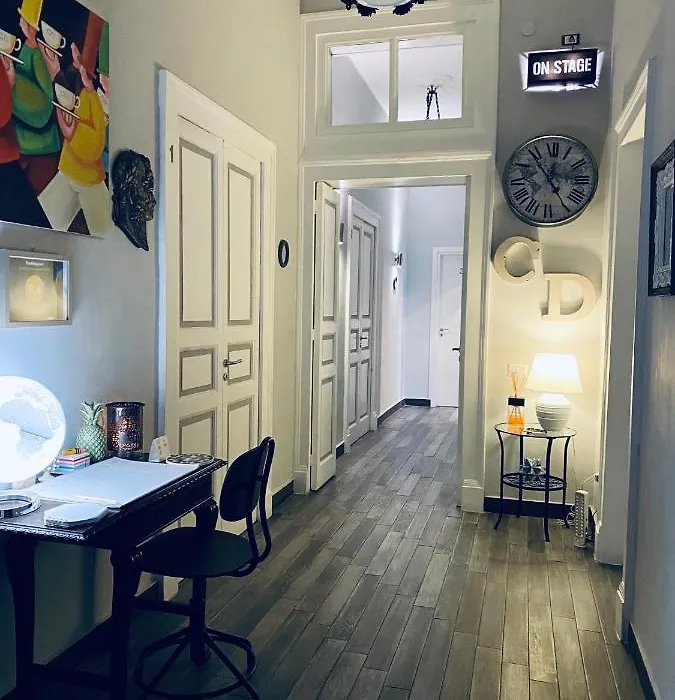 Caio Duilio B&B-1