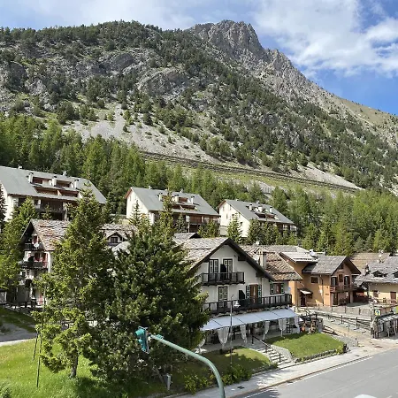 Chalet della Luna QUESTO NON E' UN ALBERGO E' QUELLO CHE CERCAVI-3
