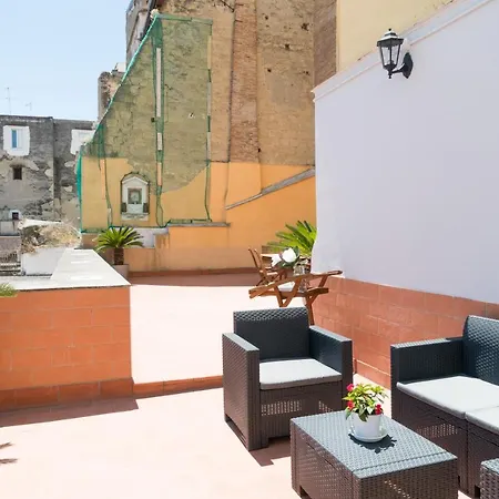 Suite&Luxury Rooms Palazzo Diomede Carafa-3