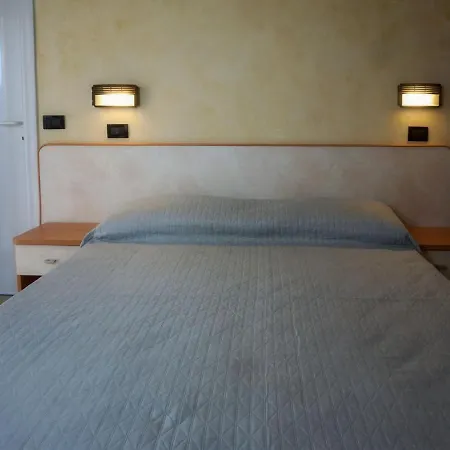Hotel Londra-3