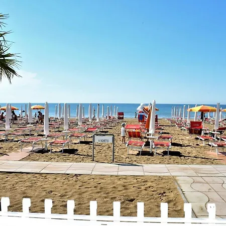 Hotel Righetto Fronte Mare-3