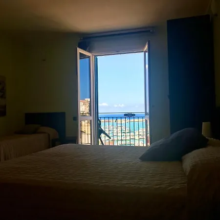 Castellammare Smart Rooms-3