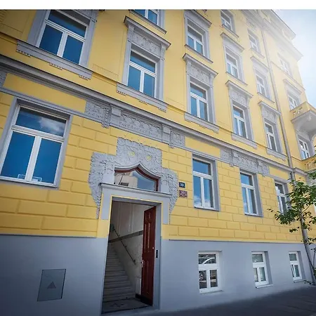 Letna Garden Suites-3