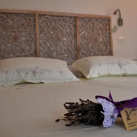 Bed And Breakfast San Saturnino-3