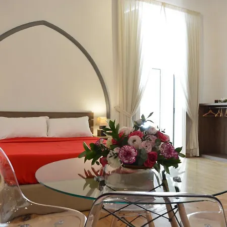Domus Studio 25 Bed & Breakfast-2