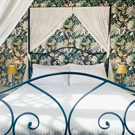 Grand Tour Design Guest House Catania Self Check-In-2