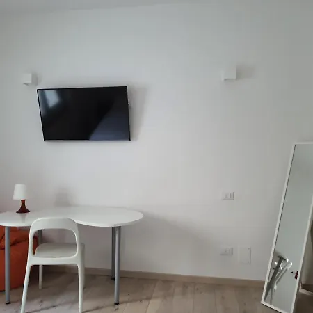 Isabella d'Aragona Guest House-2