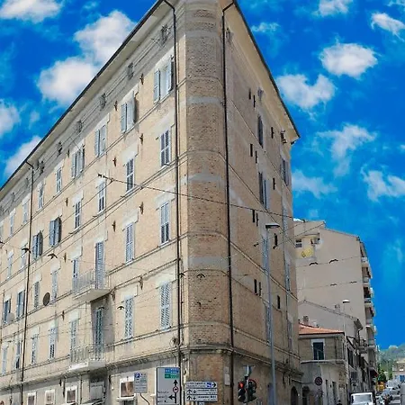 La Marina-3