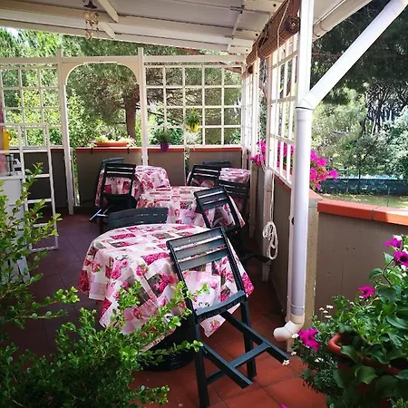 Casa Margherita Affittacamere B&B-3
