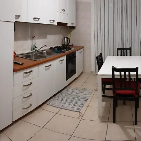 Locazione Menini - Camere zona stazione-3