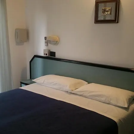 Hotel Caravelle-2