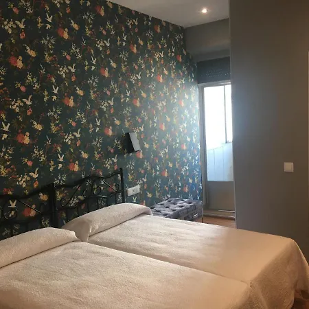 Hostal Avenida-3