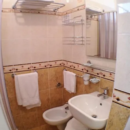 Hotel Azzurra di Gobbi Gestioni srl-3