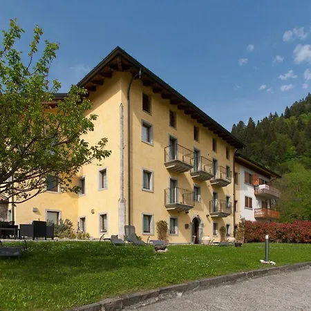 Residence Samont - Borgo Gortani-3