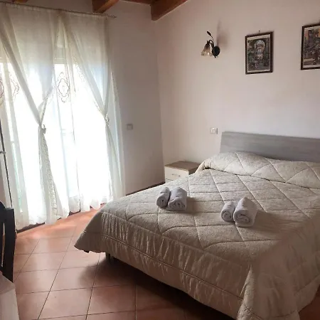 Bed&Breakfast Il Sentiero-3
