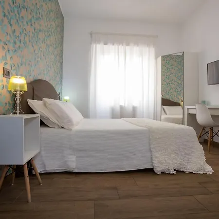 Comfy Vatican Suite-2