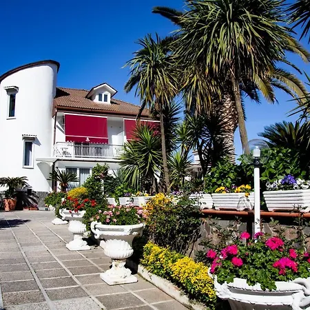Hotel Ibisco Suites & Relax-2