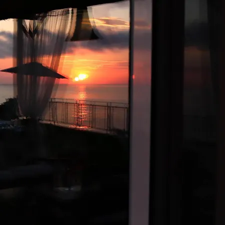 Sunset House-3
