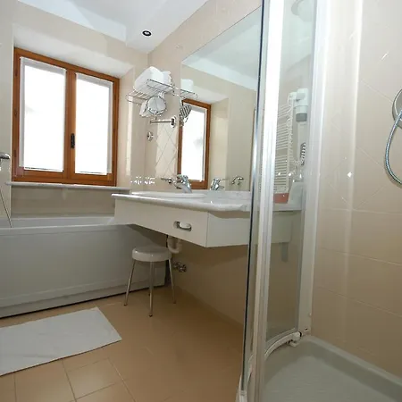 Hotel Des Geneys-3