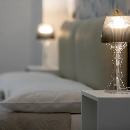 Comfy Vatican Suite-3