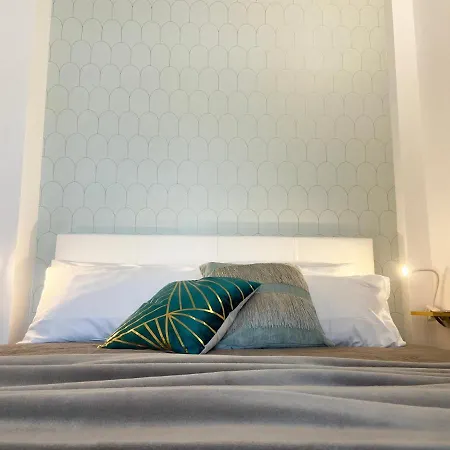 Bari Rooms Carulli Suite-2