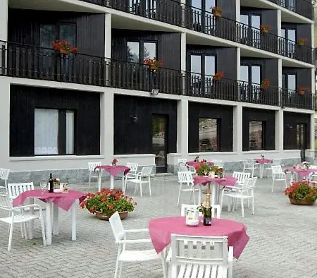 Petit Paradis-2