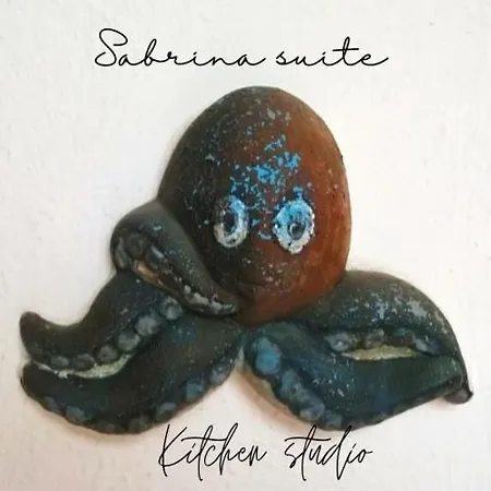Sabrina Suite-2