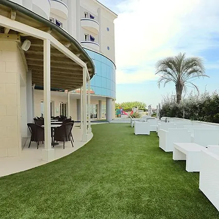 Blue Paradise Hotel-2