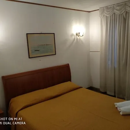 Hotel Leonardo-3