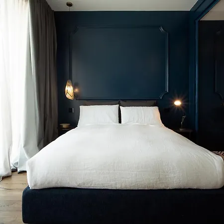 Piccola Maesta' Boutique Rooms-3