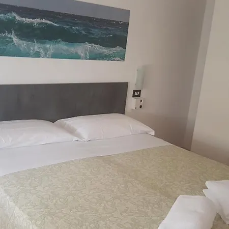 Hotel Silvi-3