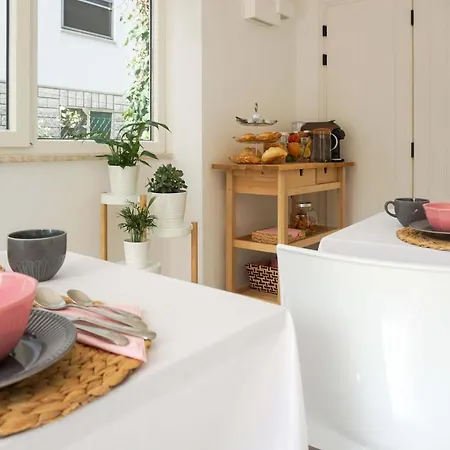La Veranda Bed And Breakfast-3